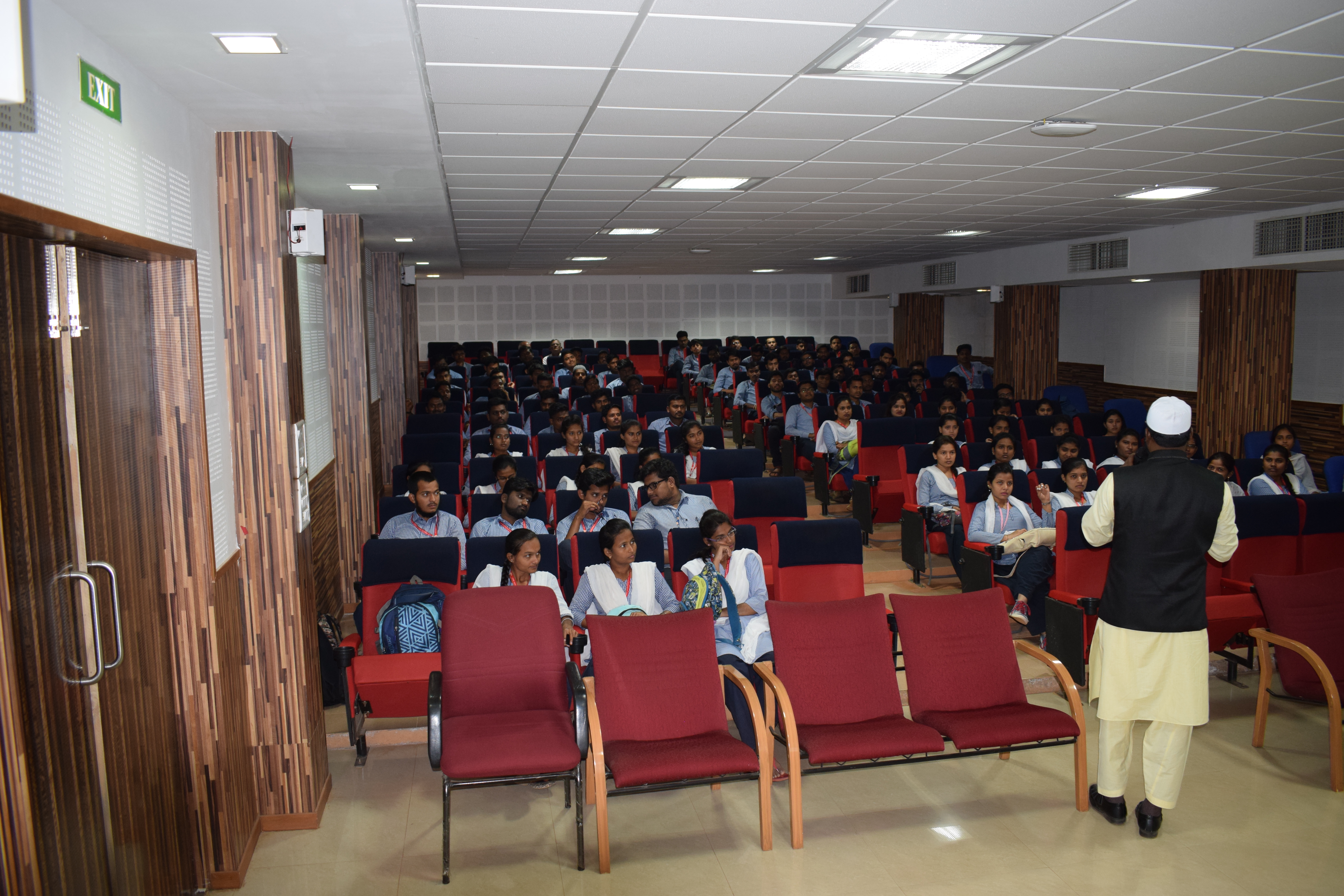 Symposium photo 3